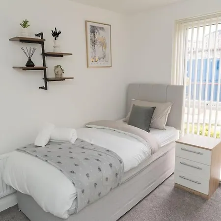 Deluxe 5'bed House W- Parking - Centre * Birmingam