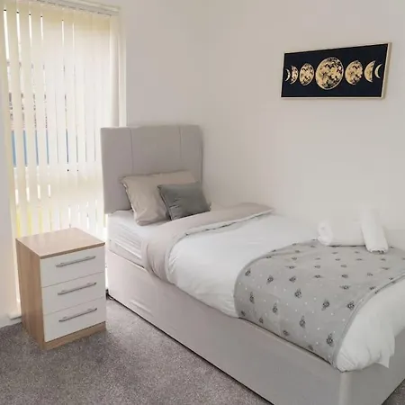 Deluxe 5'bed House W- Parking - Centre Birmingam